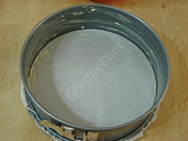 Çilekli Kek - Yapılışı (8/16) 