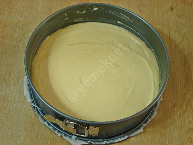 Çilekli Kek - Yapılışı (9/16) 