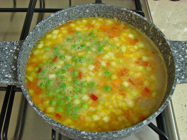 Kremalı Sebze Çorbası - Yapılışı (11/16) 