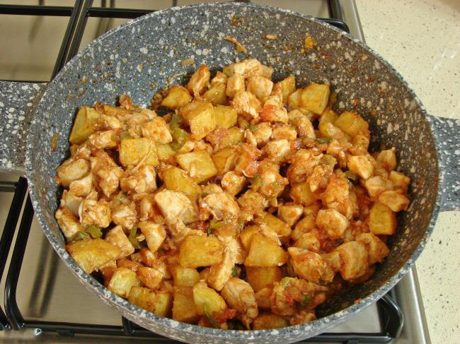 Tavuklu Zade Kebabı - Yapılışı (9/20) 