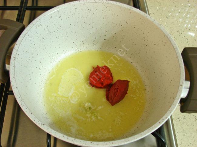 Arpa Şehriyeli Tarhana Çorbası - Yapılışı (3/12) 