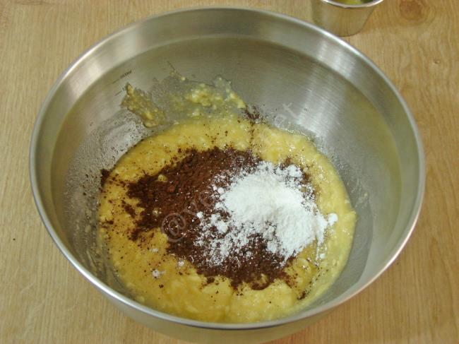 Kakaolu Susamlı Kurabiye - Yapılışı (4/12) 