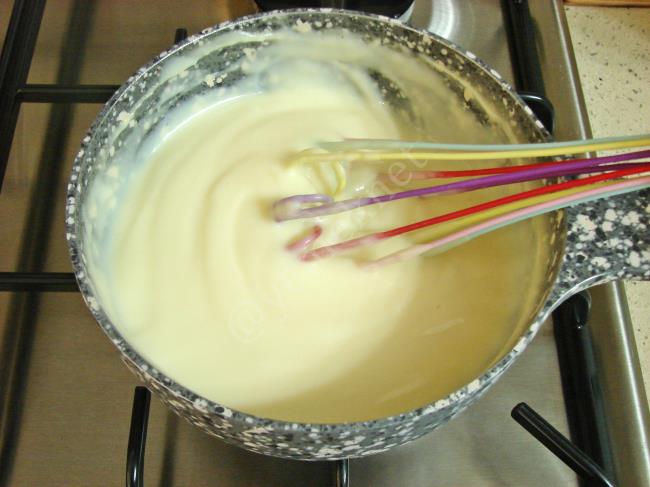 Muhallebili Tart Kek - Yapılışı (11/20) 