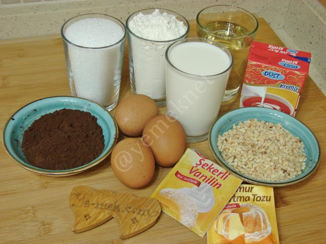 Nemli Kek - Yapılışı (1/16) 