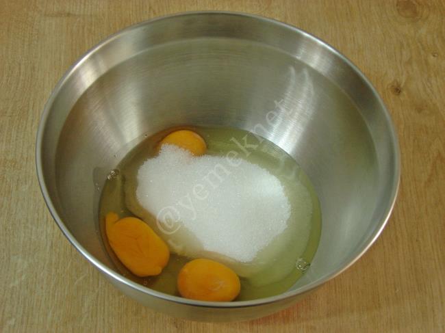 Nemli Kek - Yapılışı (2/16) 