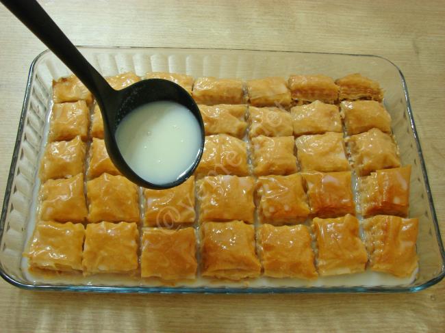 Soğuk Baklava - Yapılışı (17/24) 