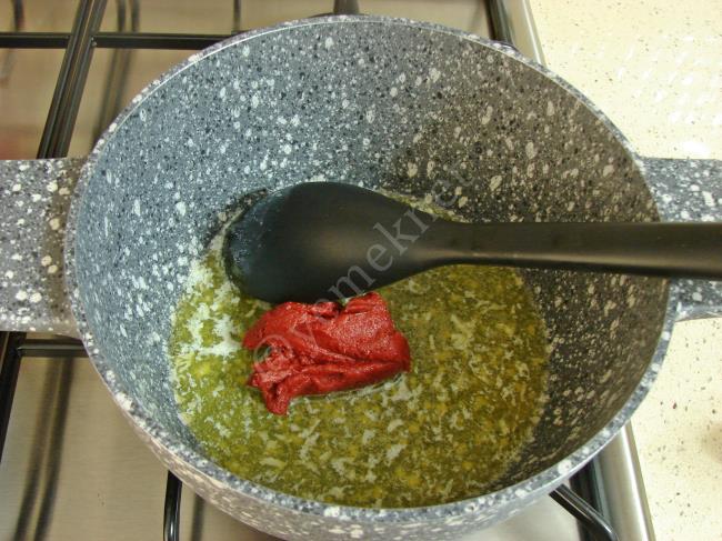 Tarhana Çorbası - Yapılışı (3/12) 