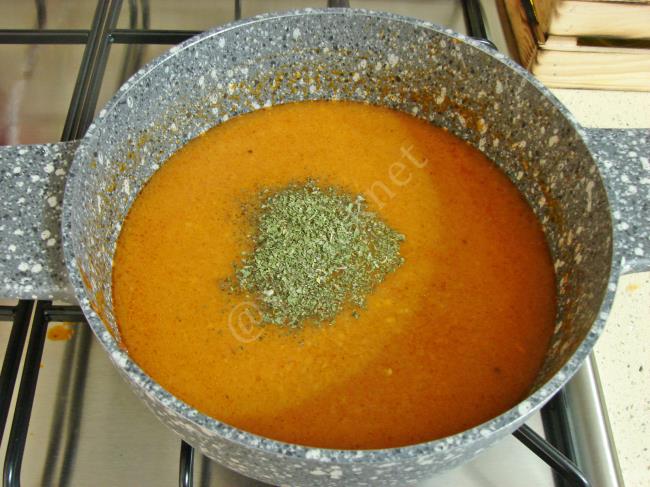 Tarhana Çorbası - Yapılışı (8/12) 