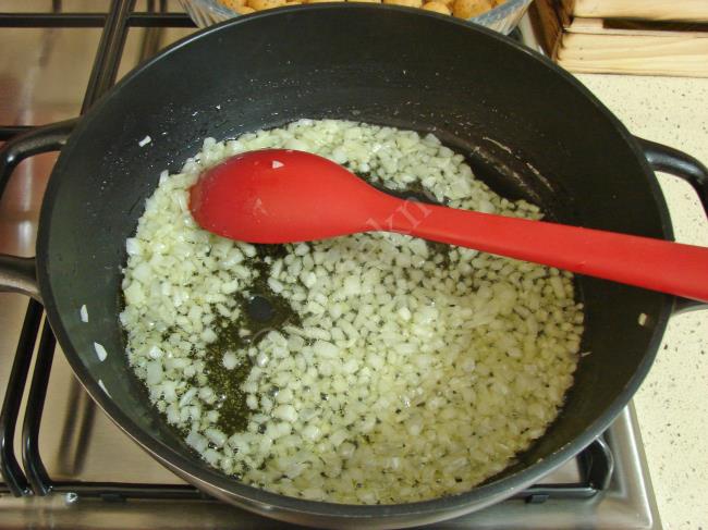 Tarhana Köftesi - Yapılışı (8/16) 