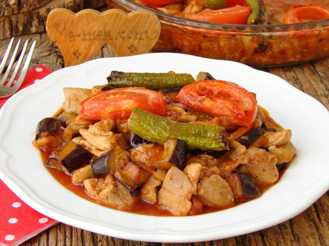 Tavuklu Patlican Kebabi Tarifi Nasil Yapilir Resimli Yemek Tarifleri Tavuklu Patlican Kebabi Tarifi Nasil Yapilir Resimli Yemek Tarifleri