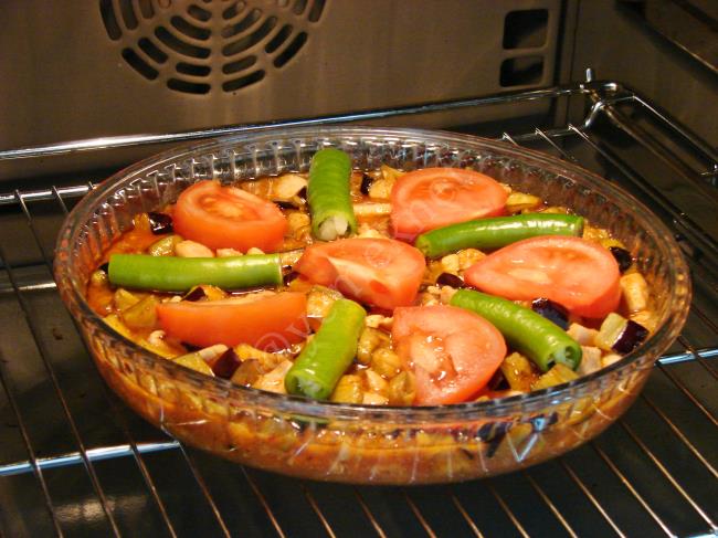 Tavuklu Patlıcan Kebabı - Yapılışı (13/16) 