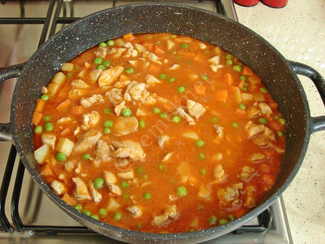 Tavuklu Tas Kebabı - Yapılışı (11/16) 