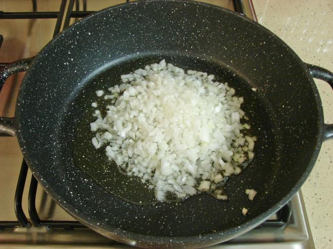 Tavuklu Tas Kebabı - Yapılışı (3/16) 