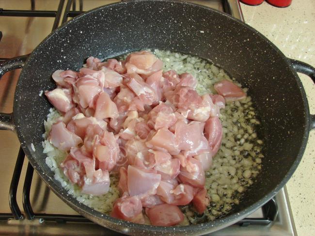 Tavuklu Tas Kebabı - Yapılışı (4/16) 