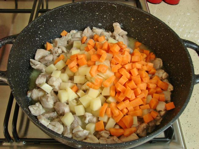 Tavuklu Tas Kebabı - Yapılışı (6/16) 