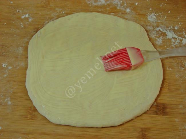 Tırnak Pide - Yapılışı (14/20) 