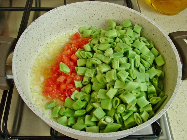 Karadeniz Usulü Fasulye Diblesi - Yapılışı (5/12) 