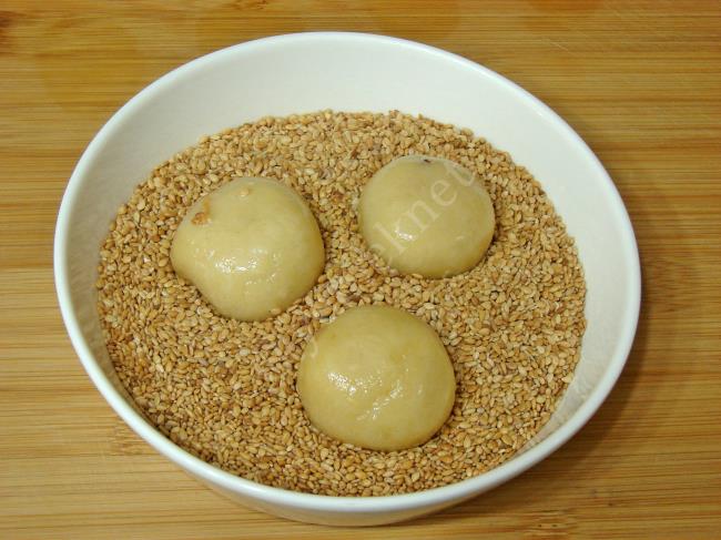 Susamlı Fındıklı Kurabiye - Yapılışı (8/12) 