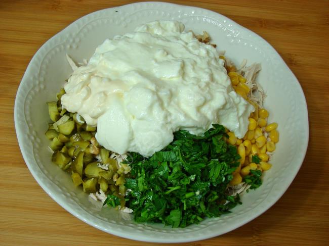 Tavuklu Yoğurtlu Mercimek Salatası - Yapılışı (7/12) 
