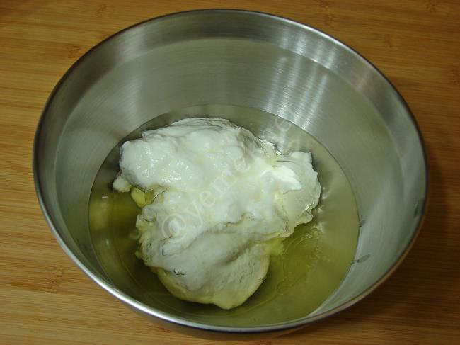 Kabartma Tozlu Poğaça - Yapılışı (2/16) 