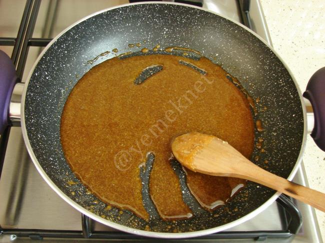 Karamelli Kaşık Tatlısı - Yapılışı (15/24) 