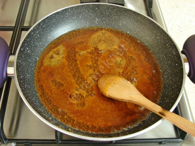 Karamelli Kaşık Tatlısı - Yapılışı (16/24) 