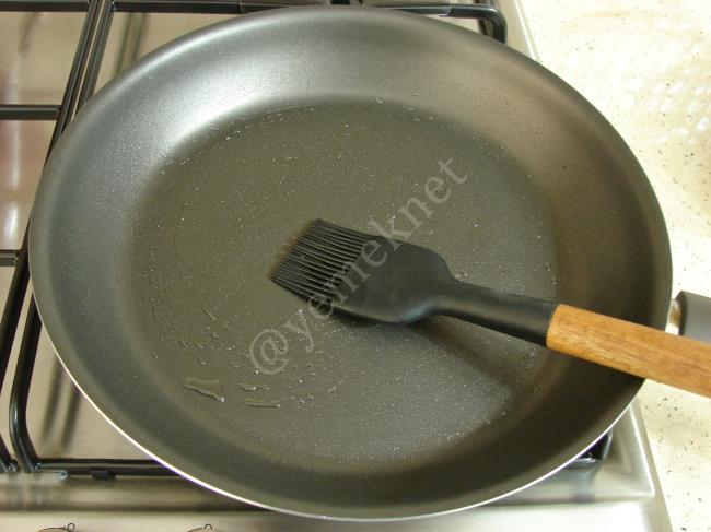 Sütlü Kaşık Dökmesi - Yapılışı (8/12) 