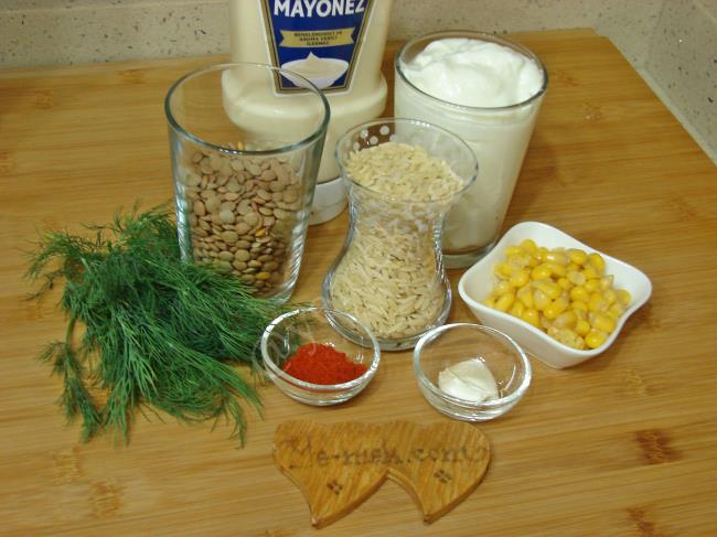 Yoğurtlu Yeşil Mercimek Salatası - Yapılışı (1/8) 