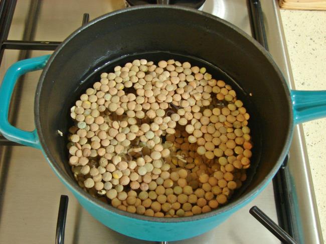 Yoğurtlu Yeşil Mercimek Salatası - Yapılışı (2/8) 