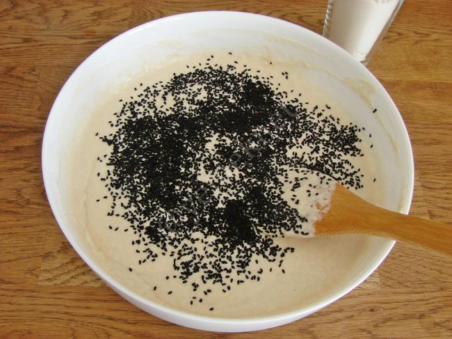 Çörek Otlu Pişi - Yapılışı (4/16) 