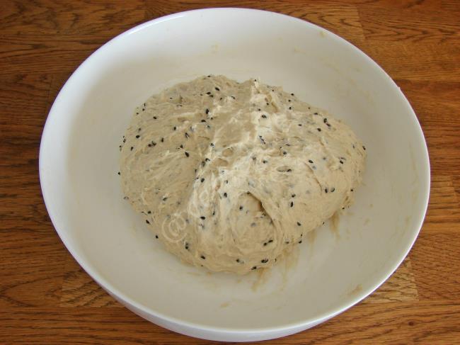 Çörek Otlu Pişi - Yapılışı (6/16) 