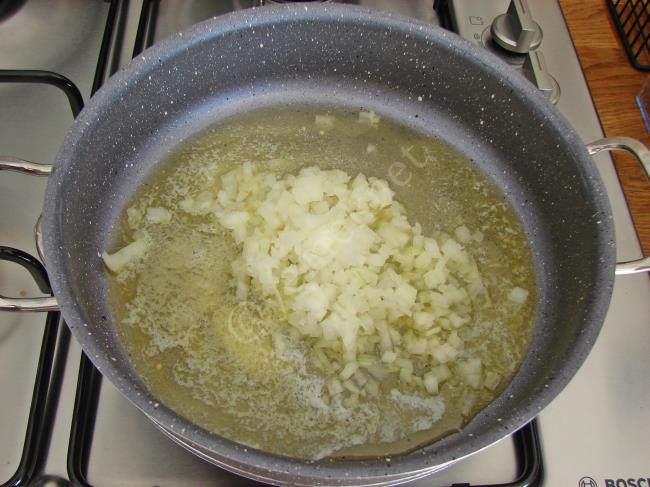 Mantarlı Arpa Şehriye Pilavı - Yapılışı (3/12) 