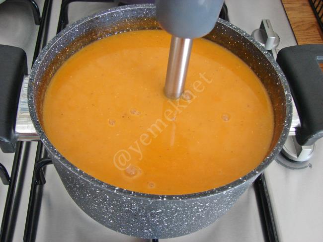 Mercimekli Tarhana Çorbası - Yapılışı (10/12) 