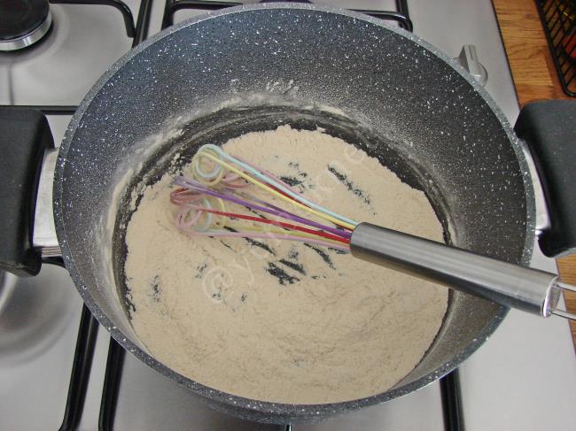 Pekmezli Muhallebi - Yapılışı (3/12) 