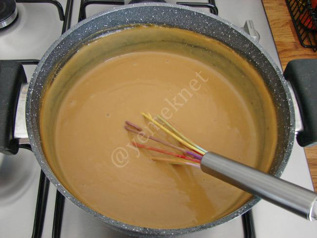 Pekmezli Muhallebi - Yapılışı (8/12) 