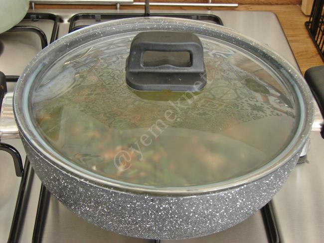 Pirinçli Ispanak Yemeği - Yapılışı (9/12) 