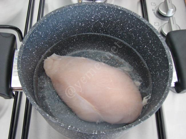 Tavuklu Semizotu Salatası - Yapılışı (2/12) 