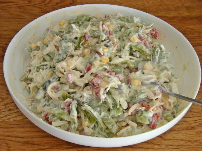 Tavuklu Taze Fasulye Salatası - Yapılışı (10/12) 