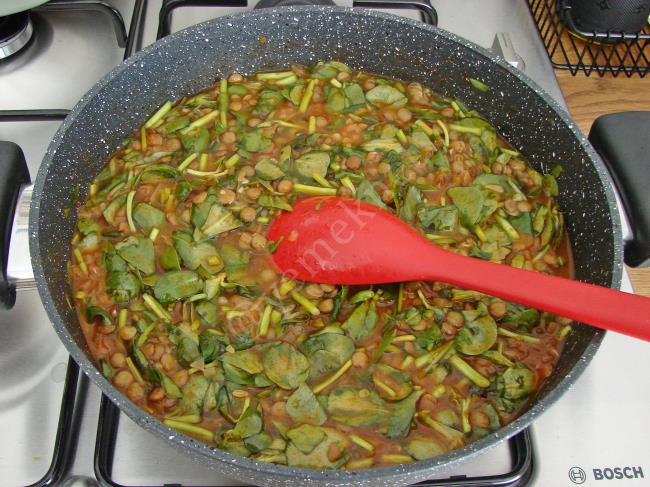 Yeşil Mercimekli Semizotu Yemeği - Yapılışı (9/12) 