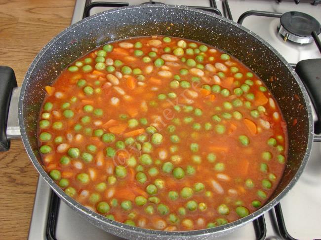 Barbunyalı Bezelye Yemeği - Yapılışı (12/16) 