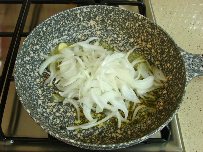 Havuçlu Bezelyeli Pilav - Yapılışı (4/16) 