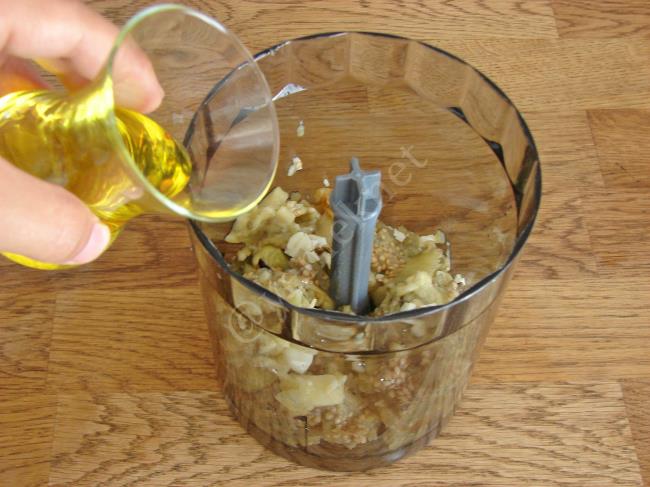 Köz Patlıcanlı Humus - Yapılışı (5/12) 