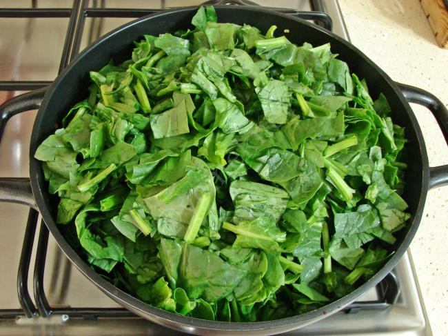 Patatesli Ispanak Yemeği - Yapılışı (8/12) 