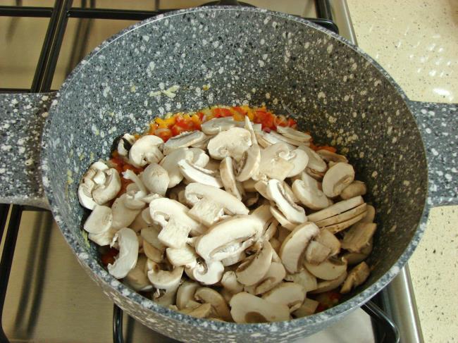 Sebzeli Mantar Çorbası - Yapılışı (8/16) 