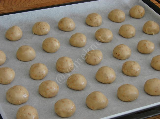 Tahinli Susamlı Kurabiye - Yapılışı (8/12) 