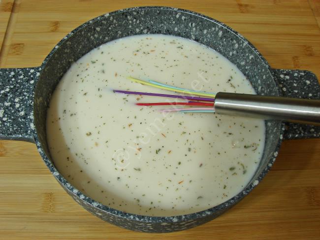 Yoğurtlu Tarhana Çorbası - Yapılışı (5/16) 