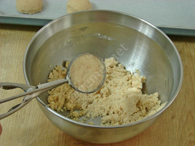 Balayı Kurabiyesi - Yapılışı (7/12) 