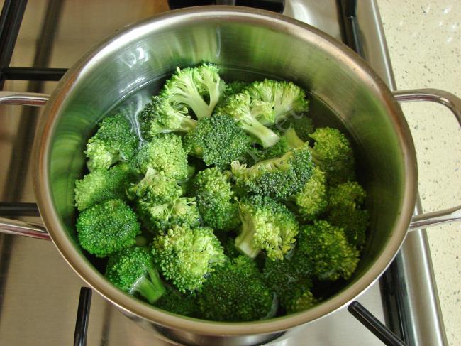 Brokoli Mezesi - Yapılışı (3/12) 