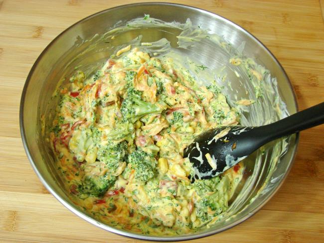 Havuçlu Brokoli Salatası - Yapılışı (10/12) 