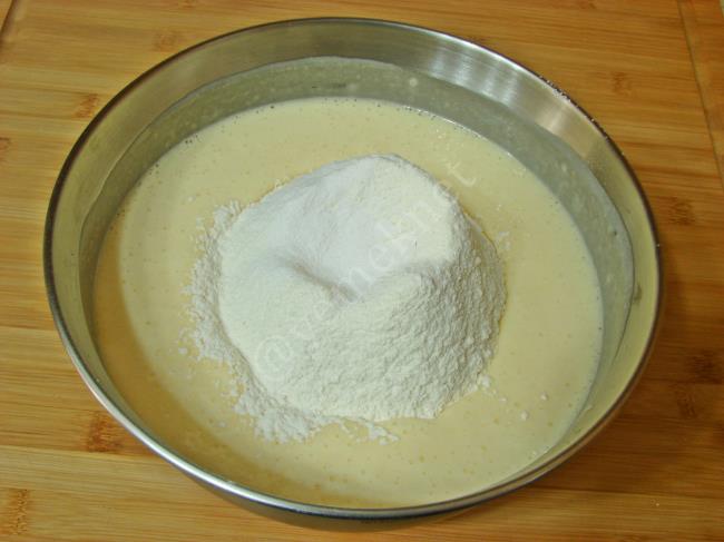 Karbonatlı Kek - Yapılışı (9/16) 